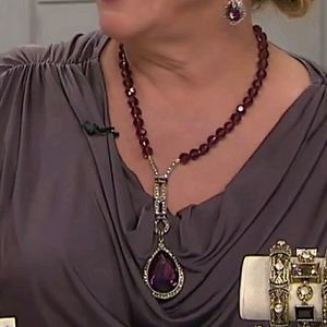 Heidi Daus Heirloom necklace
